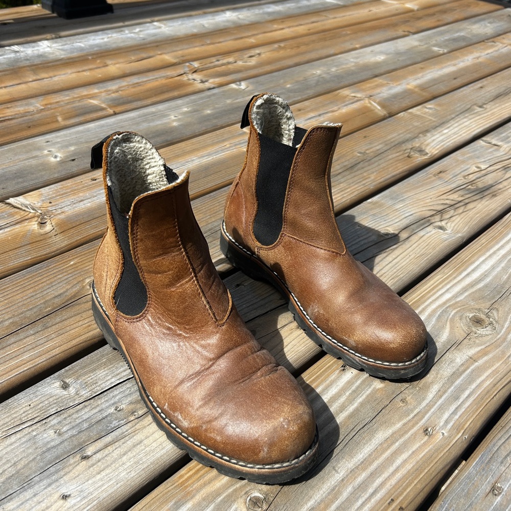 Roots Chelsea Boot